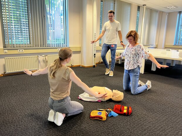 In-company BHV-eerste-hulp en brandbestrijding cursus (groep 5 personen)