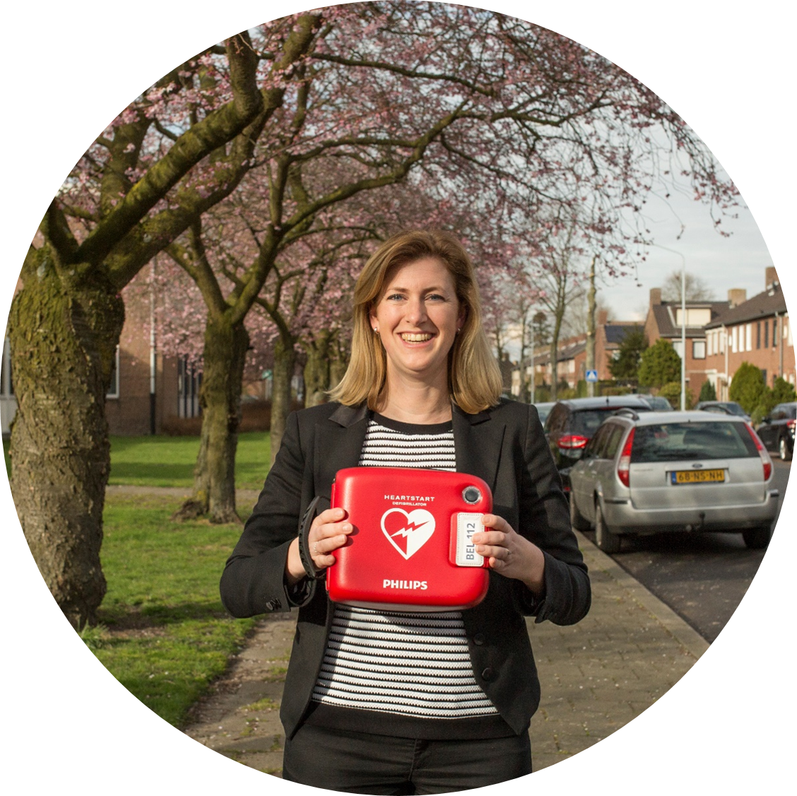 Voorbeeld van de gratis flyer voor een AED in de buurt